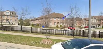 Condo Townhouse in Mississauga