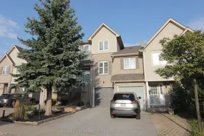 2050 Glenhampton Road, Oakville, On L6m 3t9