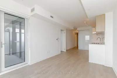 1100 Sheppard Avenue W 820, Toronto W05, On M3j 0h1