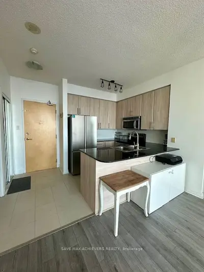 Condo Apartment in Mississauga
