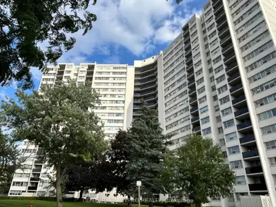 530 Lolita Gardens 1210, Mississauga, On L5a 3t2