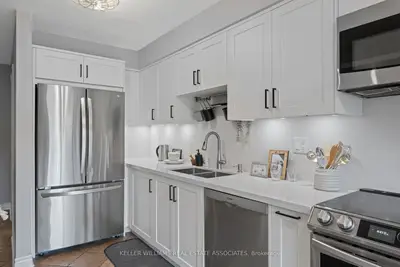 584 Ashprior Avenue, Mississauga, On L5r 3n2