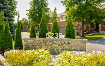 5230 Glen Erin Drive 64, Mississauga, On L5m 5z7