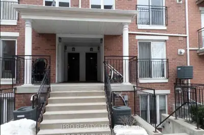 12 Laidlaw Street 830, Toronto W01, On M6k 1x2