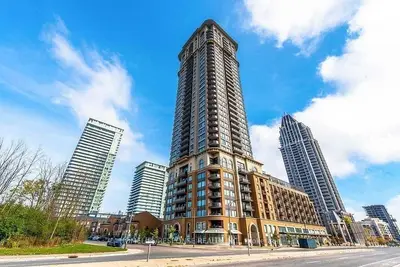 Condo Apartment in Mississauga