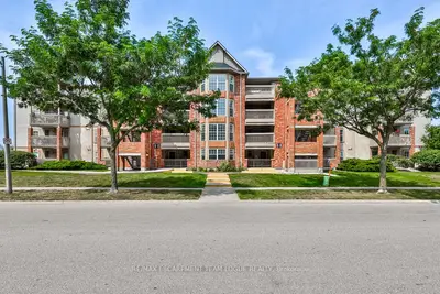 Condo Apartment in Burlington
