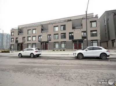 Condo Townhouse in Mississauga
