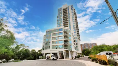 Condo Apartment in Toronto
