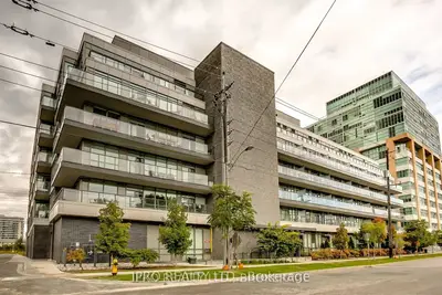 8 Fieldway Road 606, Toronto W08, On M8z 0c3