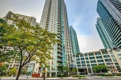 Condo Apartment in Mississauga