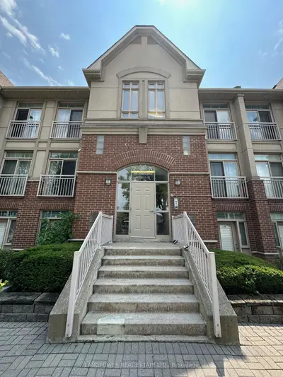 1949 Lawrence Avenue W 12, Toronto W04, On M9n 1h3