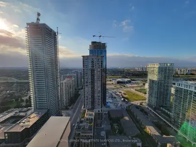 388 Prince Of Wales Drive 3304, Mississauga, On L5b 0a1