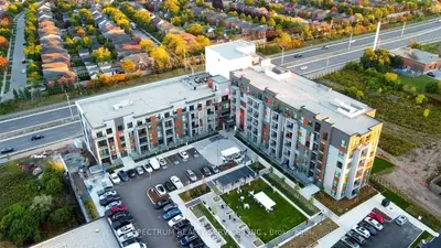 95 Dundas Street W 321, Oakville, On L6m 5n4