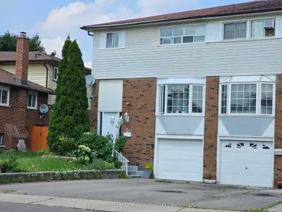 Semi-Detached in Brampton