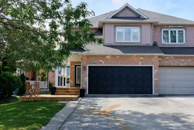 Semi-Detached in Mississauga