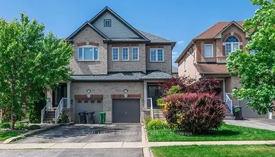 Semi-Detached in Caledon