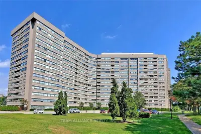 #1519 475 The West Mall, Toronto W08, On, M9c 4z3