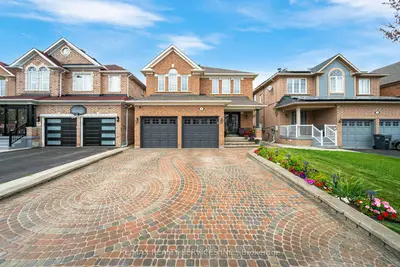 Detached in Brampton