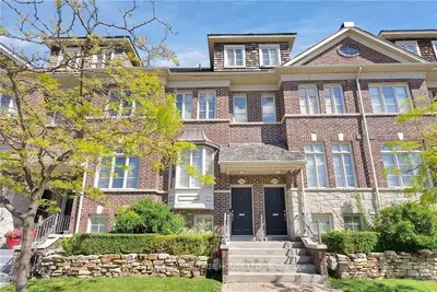 132 Six Point Road, Toronto W08, On M8z 0a1