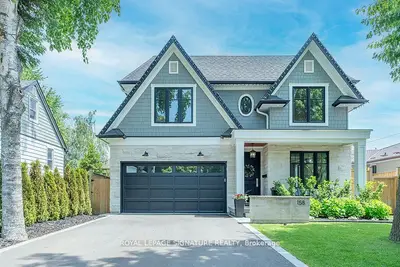158 Angelene Street, Mississauga, On L5g 1x2