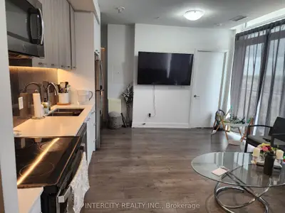 Common Element Condo in Brampton