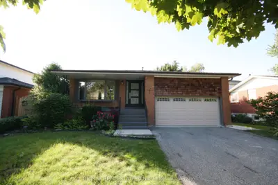 Detached in Brampton