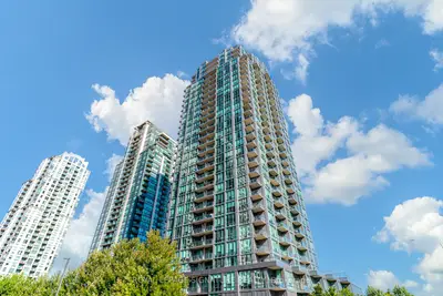 Condo Apartment in Mississauga