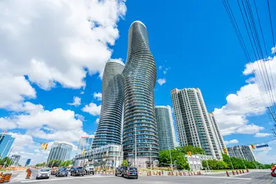 Condo Apartment in Mississauga