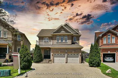 Detached in Brampton