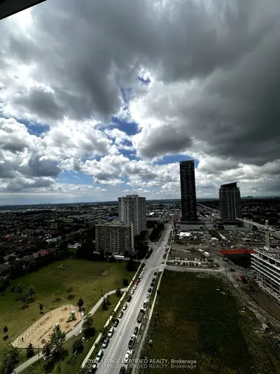 3883 Quartz Road 2109, Mississauga, On L6b 0m4