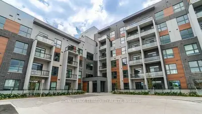 95 Dundas Street W 125, Oakville, On L6m 5n4