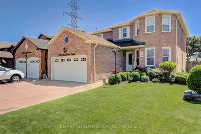 Detached in Mississauga