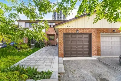Semi-Detached in Mississauga