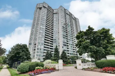 Condo Apartment in Mississauga