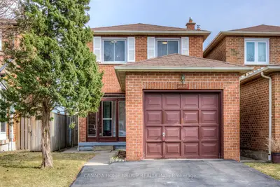 Detached in Mississauga