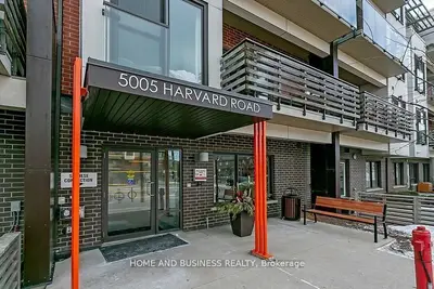 5005 Harvard Road 303, Mississauga, On L5m 0x1