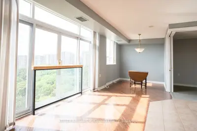200 Burnhamthorpe Road E 1204, Mississauga, On L5a 4l4