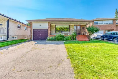 Detached in Toronto