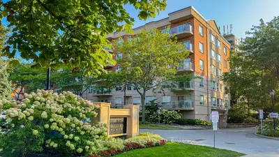 Condo Apartment in Burlington