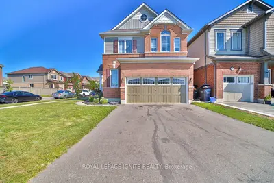 Detached in Brampton