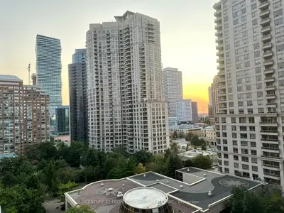Condo Apartment in Mississauga