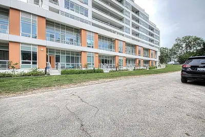 Condo Apartment in Toronto