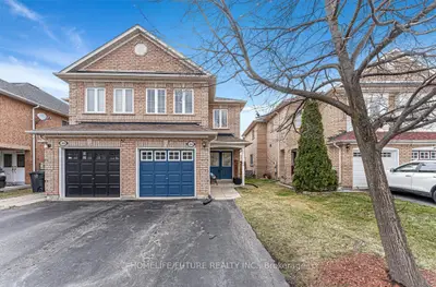 Semi-Detached in Brampton