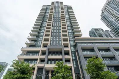 4085 Parkside Village Drive 2206, Mississauga, On L5b 0k9