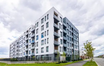 Condo Apartment in Milton