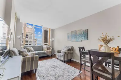 4080 Living Arts Drive 2906, Mississauga, On L5b 4n3