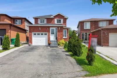 Detached in Brampton