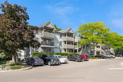 Condo Apartment in Burlington