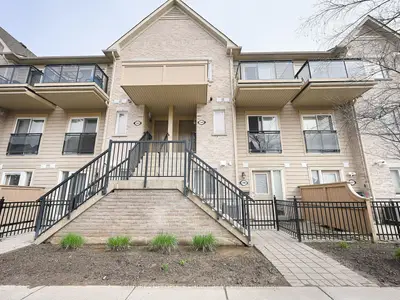 4975 Southampton Drive 309, Mississauga, On L5m 8e5