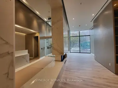 Condo Apartment in Burlington